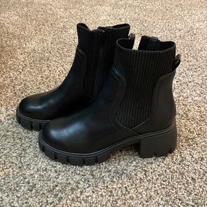American Eagle Boots
